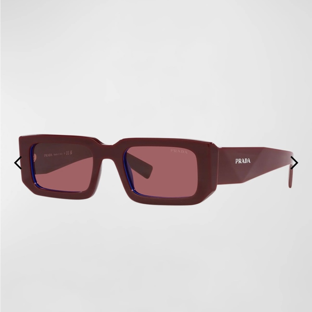 Men rectangle logo Prada sunglasses